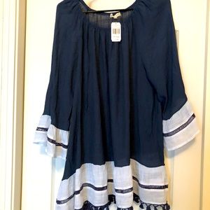 NEW cute tunic 2x navy blue and white